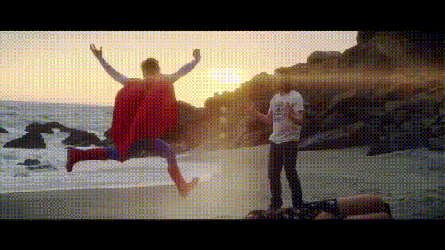 Superman não sabe brincar