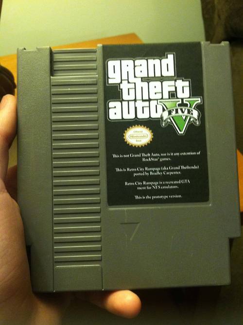 Comprei GTA V