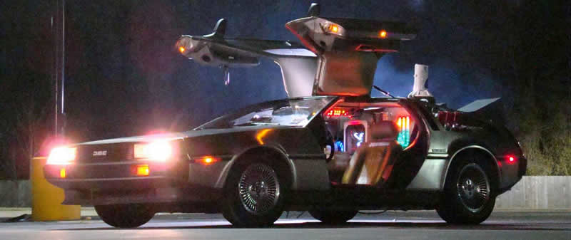 Uber oferece corridas de graça em DeLoreans