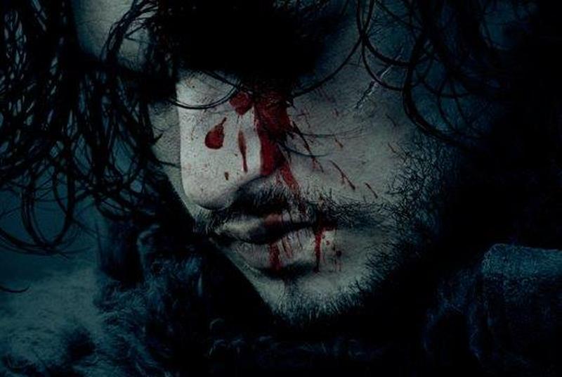 Poster promocional de Game of Thrones mostra Jon Snow ensanguentado