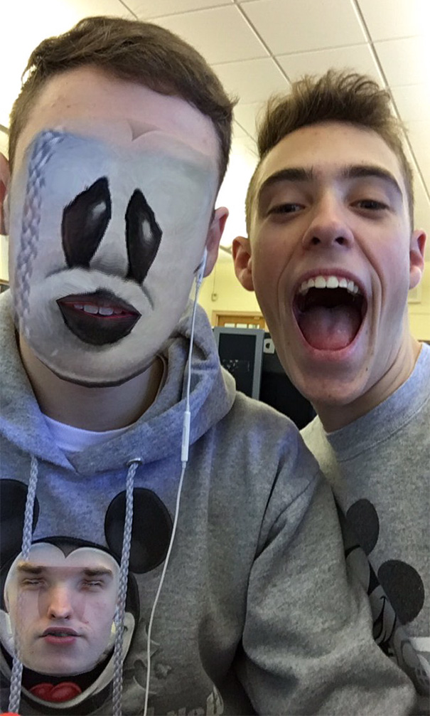 Face swap (19)