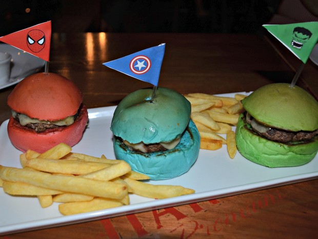 Hamburgueria do Acre cria hamburguer do Capitão América