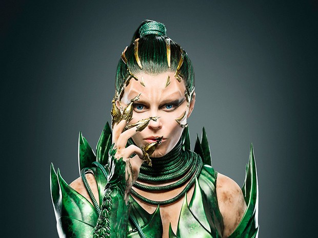 Power Rangers | Primeira imagem oficial da Elizabeth Banks como Rita Repulsa