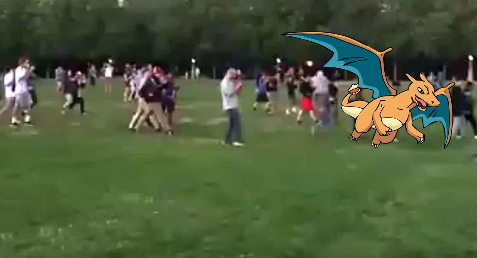 Pokémon Go | Multidão corre atrás de um Charizard no Central Park